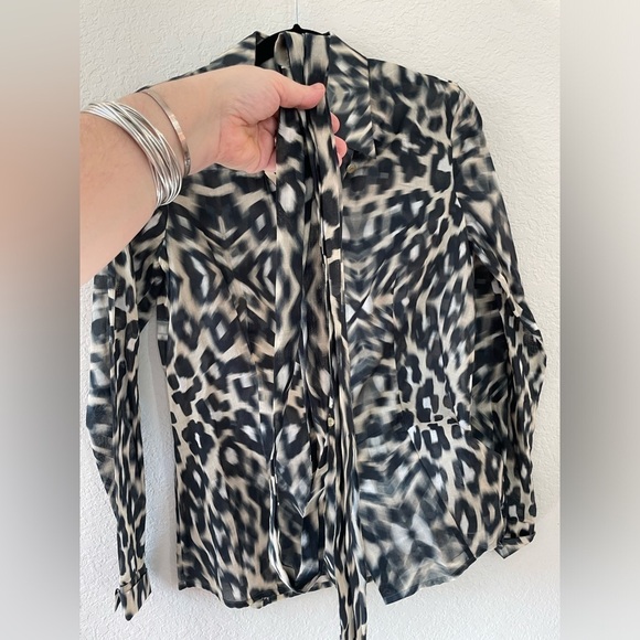 Escada Cotton Button Down top - Picture 8 of 9